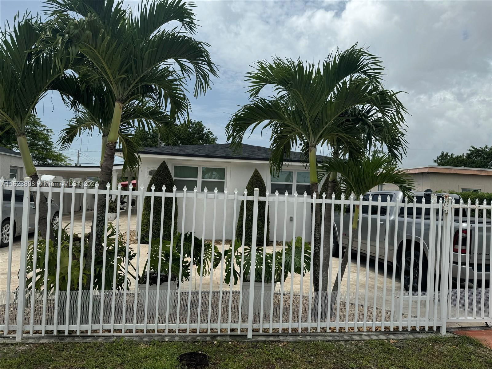Real estate property located at 2512 68th St, Miami-Dade County, ELIZABETH PARK, Miami, FL