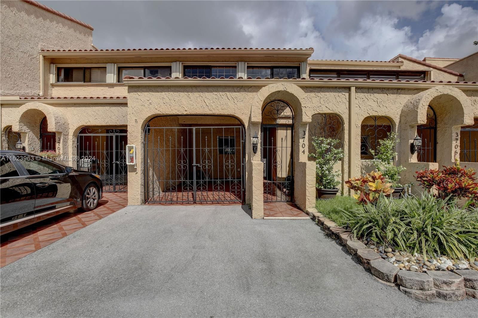 Real estate property located at 3704 Estepona Ave #16S1, Miami-Dade, COSTA DEL SOL, Doral, FL