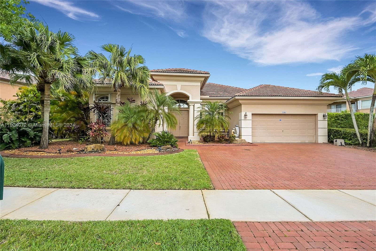 Real estate property located at 3381 195th Ter, Broward County, SUNSET LAKES PLAT TWO, Miramar, FL