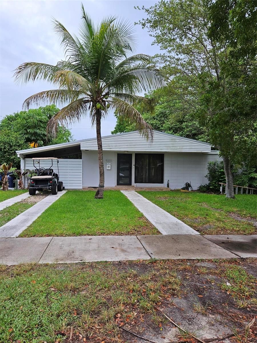 Real estate property located at 9281 Marine Dr, Miami-Dade County, CUTLER RIDGE SEC 4, Cutler Bay, FL