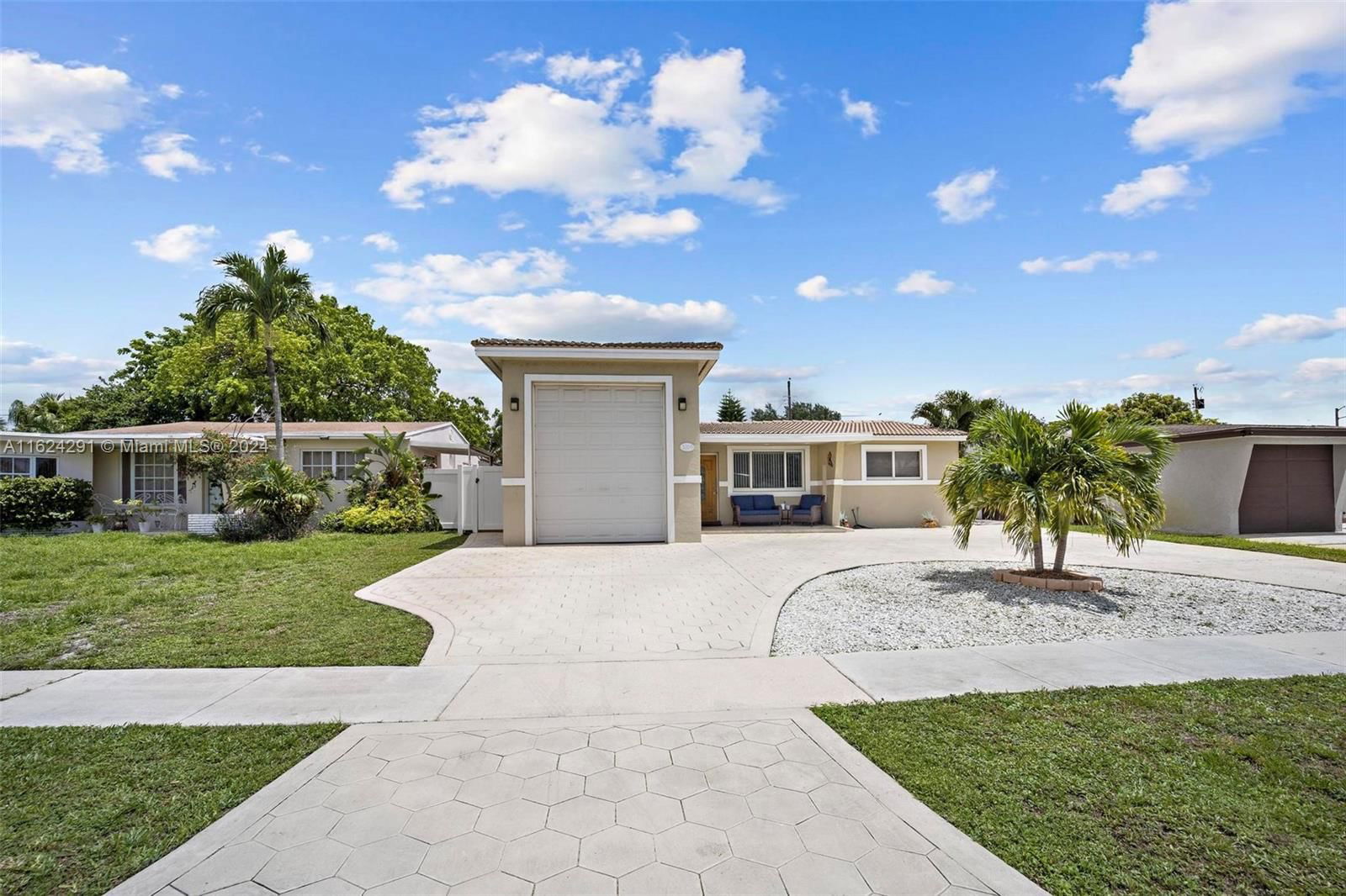 Real estate property located at 3209 Roosevelt St, Broward, PARK ROAD MANOR, Hollywood, FL