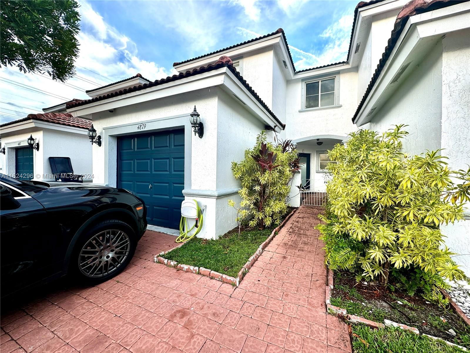 Real estate property located at 4879 116th Ave #4879, Miami-Dade County, DIMENSIONS AT DORAL, Doral, FL