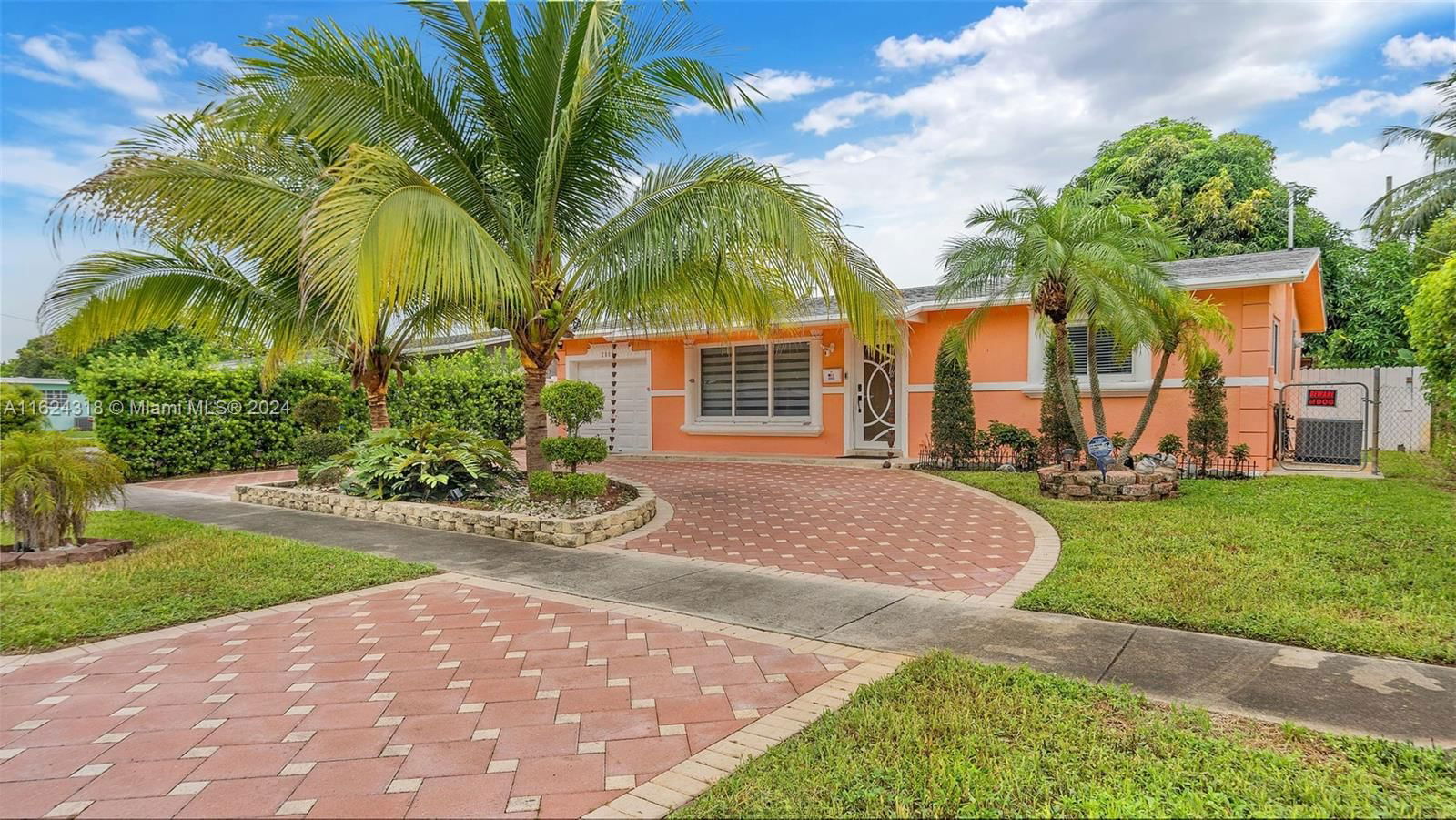 Real estate property located at 5881 16th Ct, Broward, FOURTH ADD TO SUNRISE GOL, Sunrise, FL