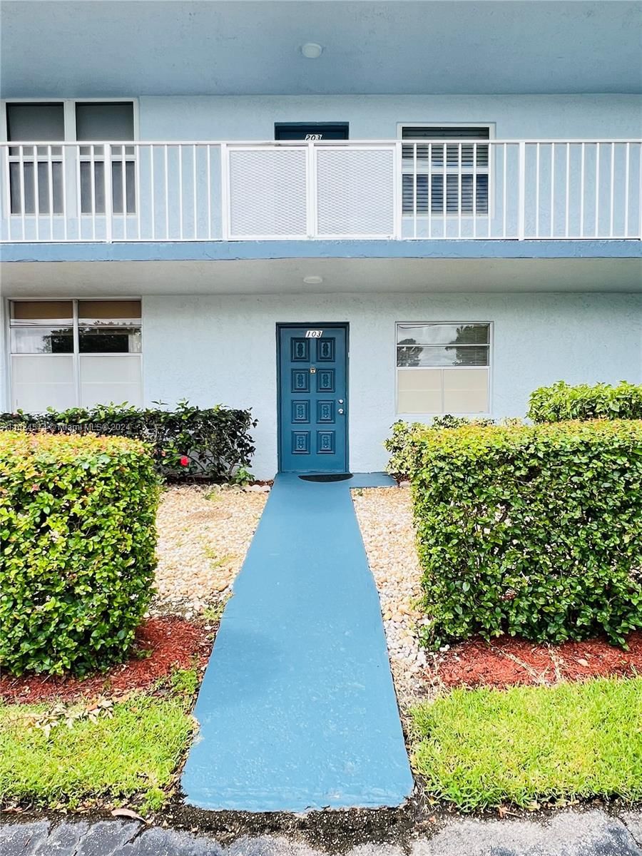 Real estate property located at 7690 18th St #103, Broward, 8 OF PALM SPRINGS 2 CONDO, Margate, FL