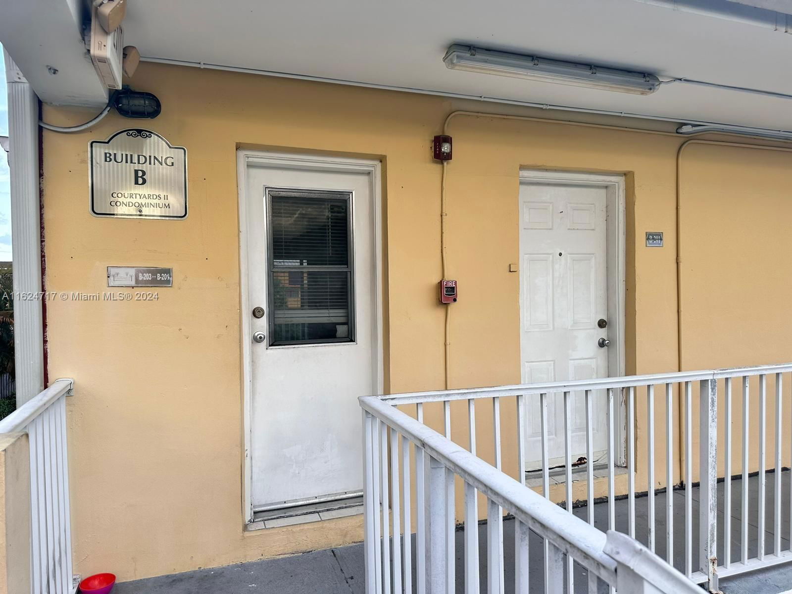 Real estate property located at 1255 49th Pl B201, Miami-Dade, COURTYARDS II CONDO, Hialeah, FL