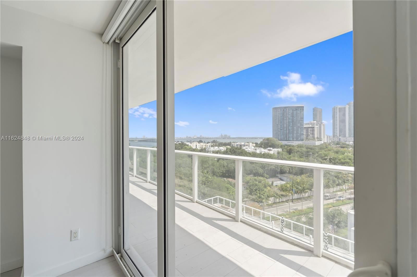 Real estate property located at 4250 Biscayne Blvd #1018, Miami-Dade County, 4250 BISCAYNE BOULEVARD, Miami, FL