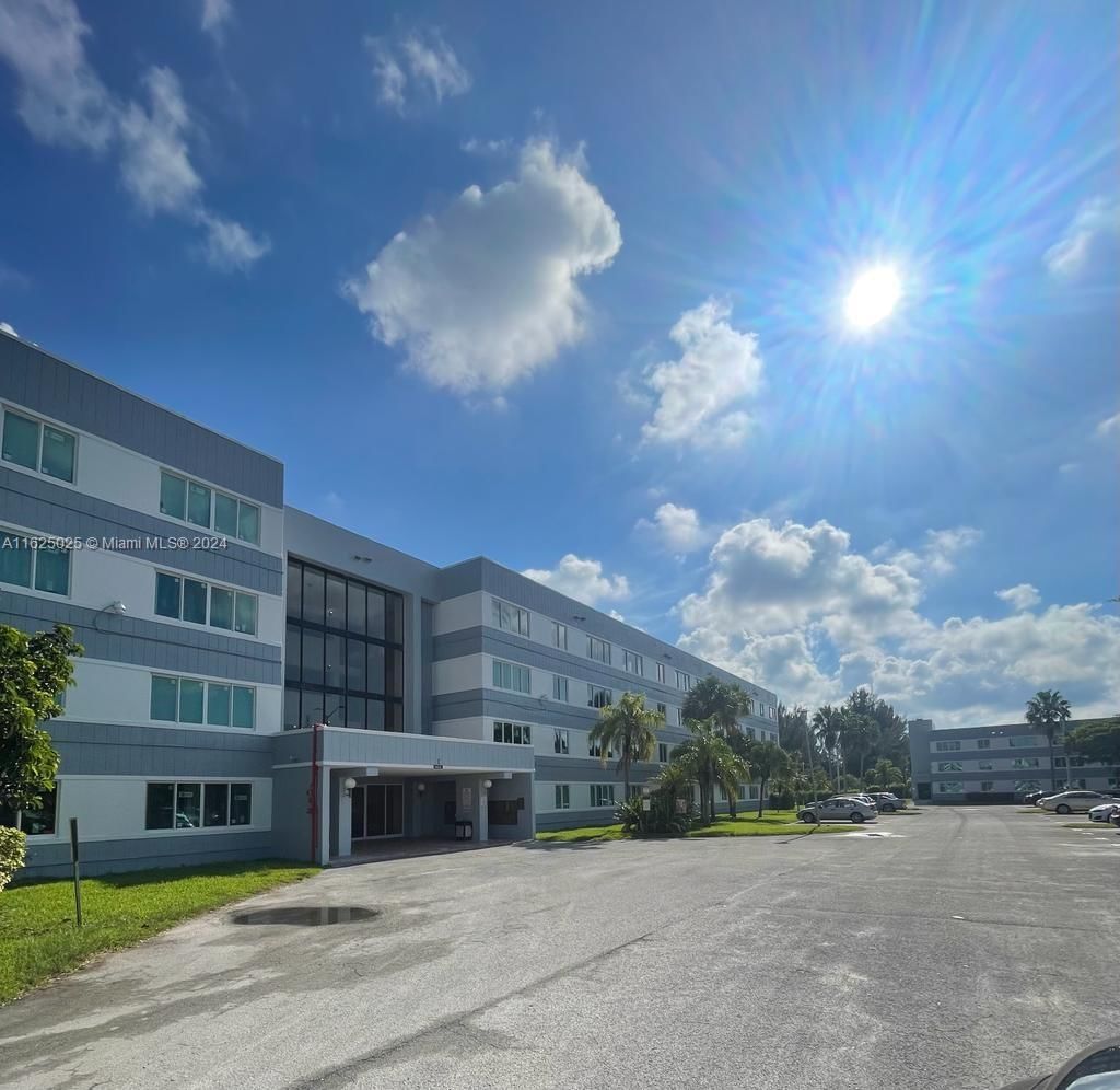 Real estate property located at 14840 Naranja Lakes Blvd C4D, Miami-Dade, NARANJA LAKES CONDO 5, Homestead, FL