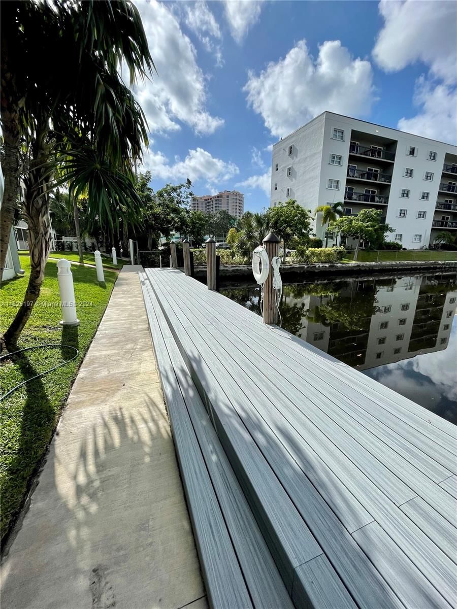 Real estate property located at 1439 Ocean Blvd #107, Broward, WHITTIER TOWERS APTS ASSO, Lauderdale By The Sea, FL