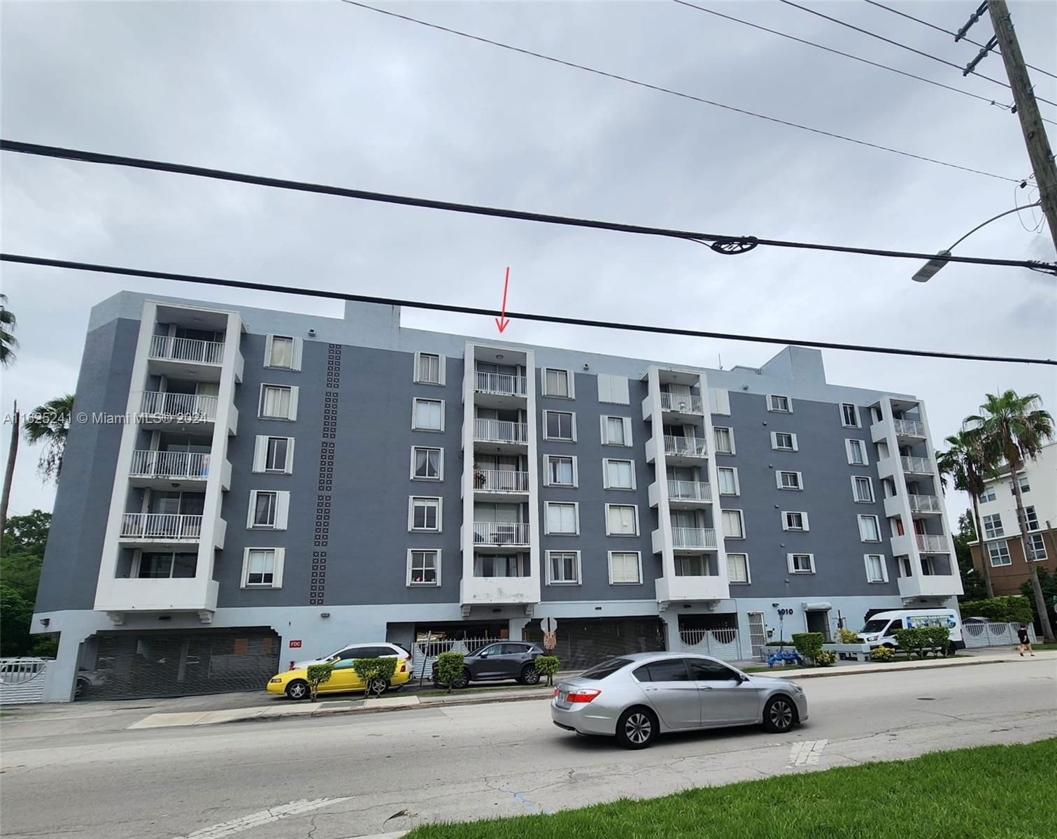 Real estate property located at 1010 11th St #606, Miami-Dade County, ARAGON PLAZA CONDO, Miami, FL