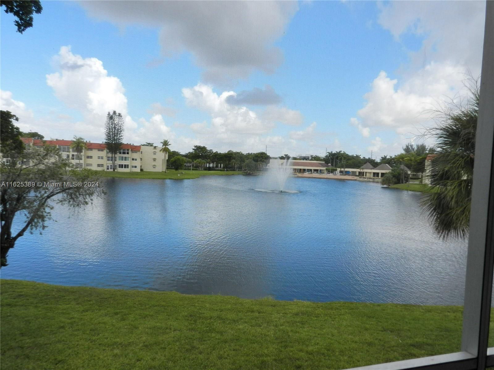 Real estate property located at 2931 Sunrise Lakes Dr #204, Broward County, SUNRISE LAKES 17 CONDO, Sunrise, FL