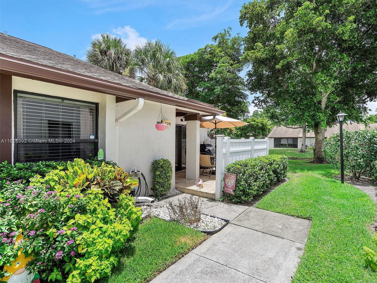 Real estate property located at 3316 Carambola Cir S #2522, Broward County, TARTAN COCONUT CREEK PHAS, Coconut Creek, FL