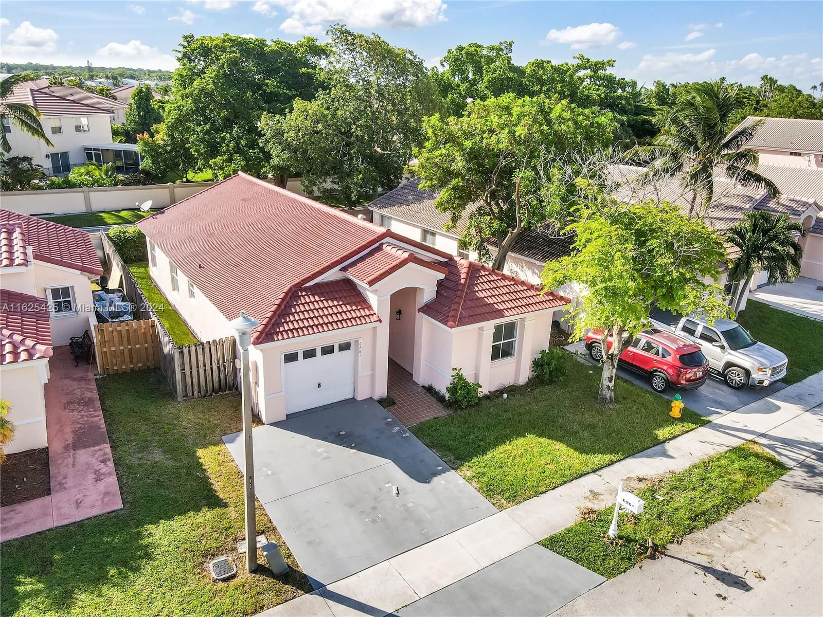 Real estate property located at 6261 Island Way, Broward County, CORAL BAY REPLAT SECTION, Margate, FL