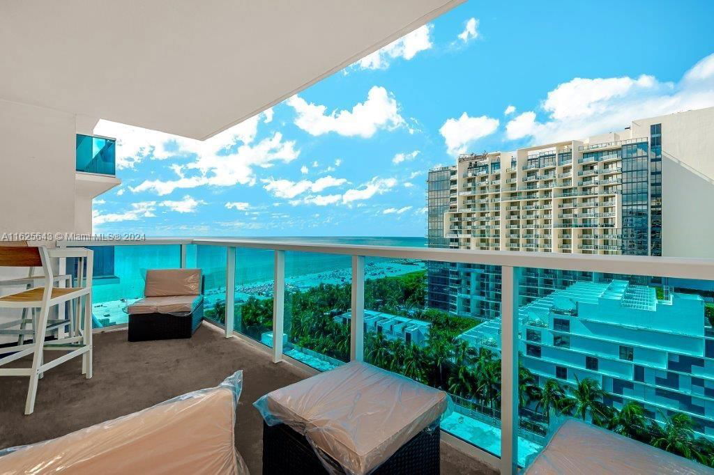 Real estate property located at 2301 Collins Ave #1204, Miami-Dade County, RONEY PALACE CONDO, Miami Beach, FL