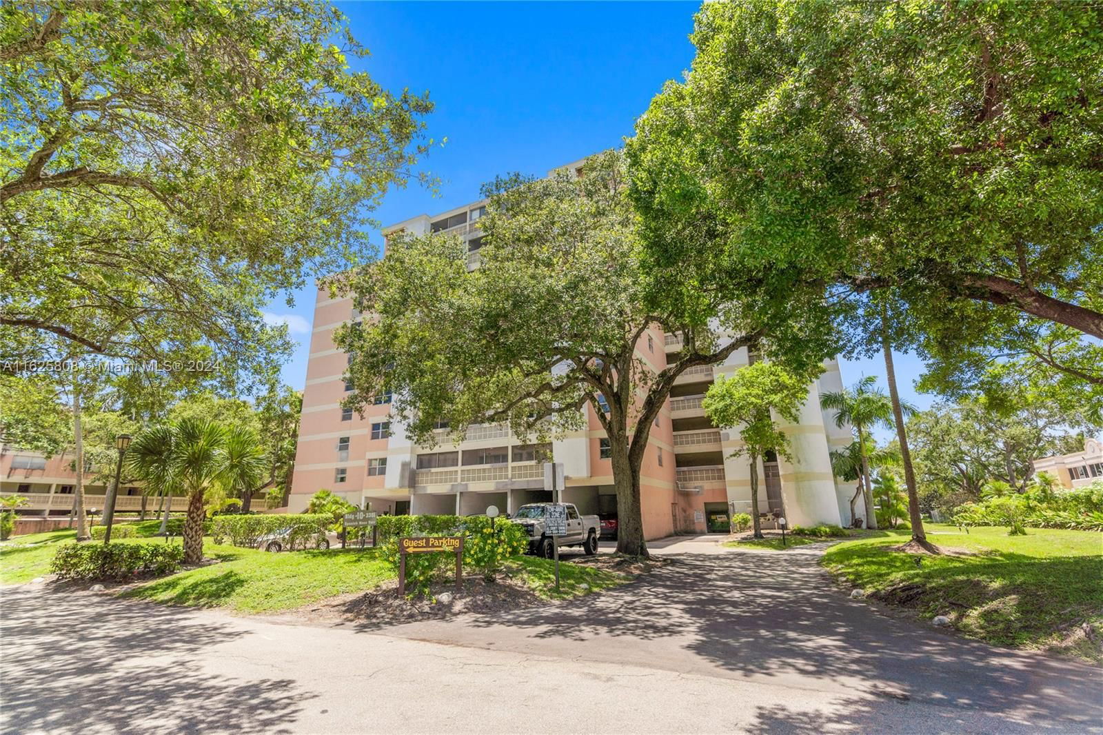 Real estate property located at 3301 Spanish Moss Ter #209, Broward County, LAKES OF INVERRARY CONDO, Lauderhill, FL