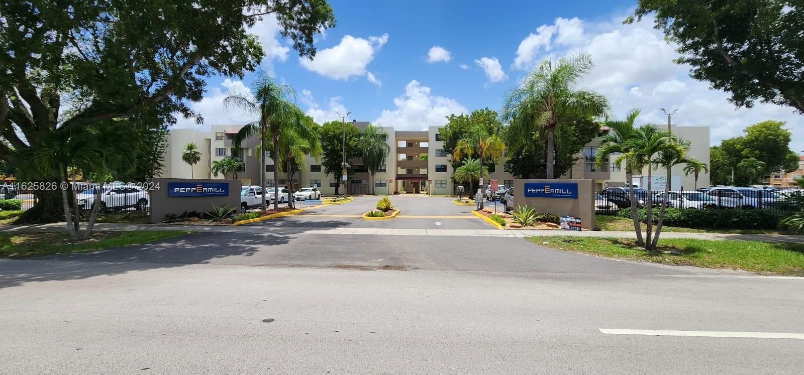 Real estate property located at 8000 149th Ave A301, Miami-Dade, PEPPERMILL KENDALE LKS W, Miami, FL