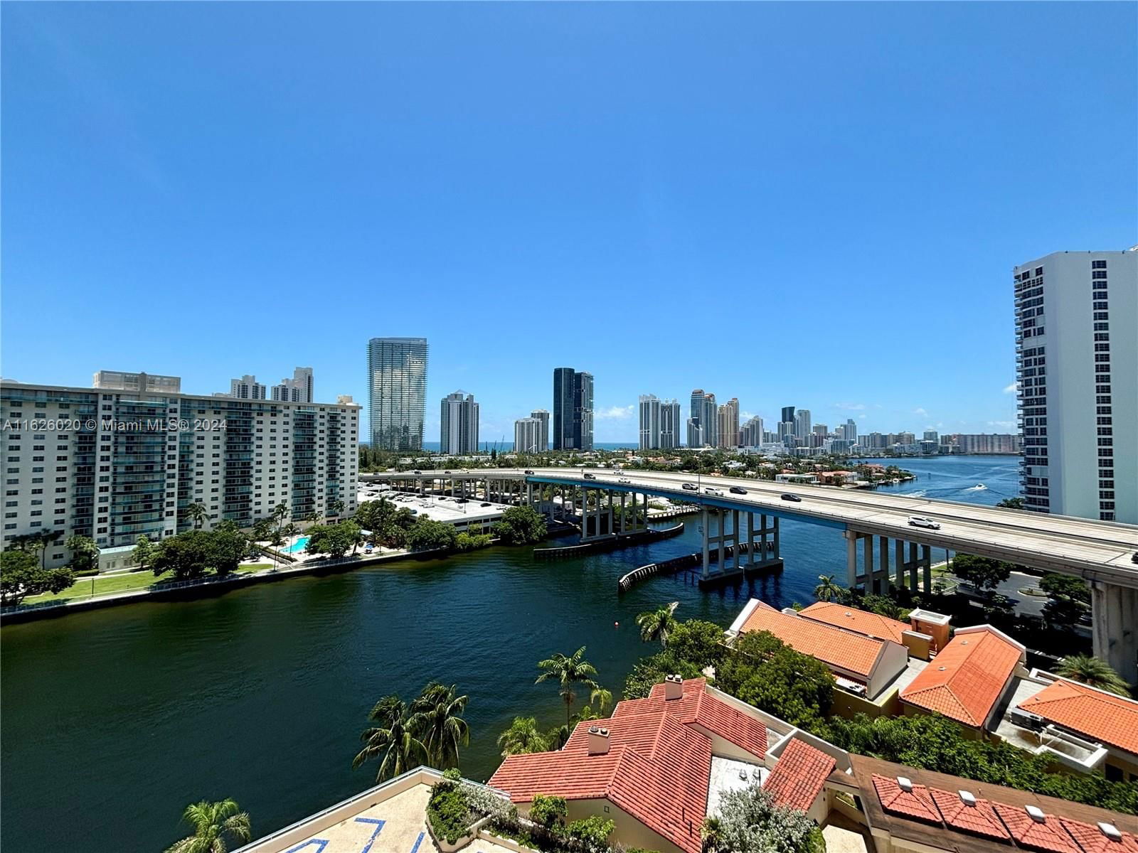 Real estate property located at 19355 Turnberry Way #10H, Miami-dade, Turnberry Towers Condo, Aventura, FL