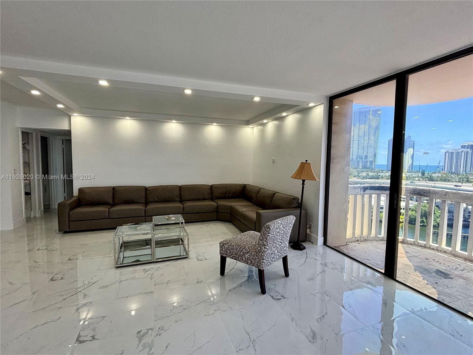 Real estate property located at 19355 Turnberry Way #10H, Miami-dade, Turnberry Towers Condo, Aventura, FL