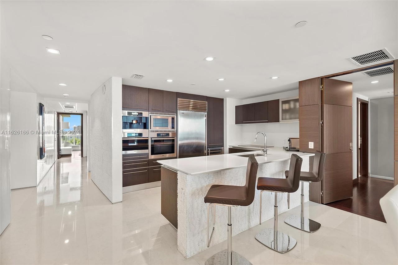 Real estate property located at 17001 Collins Ave #804, Miami-dade, Jade Beach Condo, Sunny Isles Beach, FL