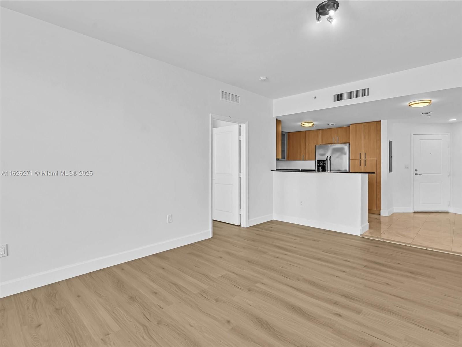 Real estate property located at 7900 Harbor Island Dr #1019, Miami-dade, 360 Condo A, North Bay Village, FL