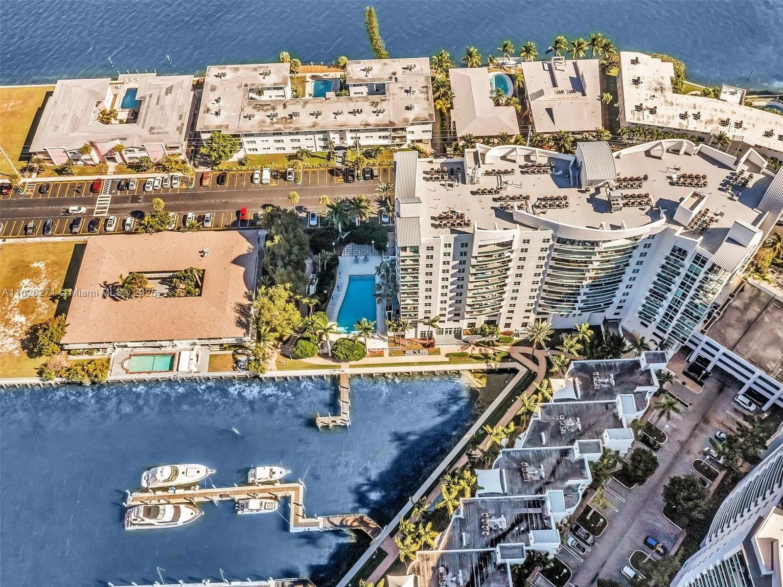 Real estate property located at 7900 Harbor Island Dr #1019, Miami-dade, 360 Condo A, North Bay Village, FL