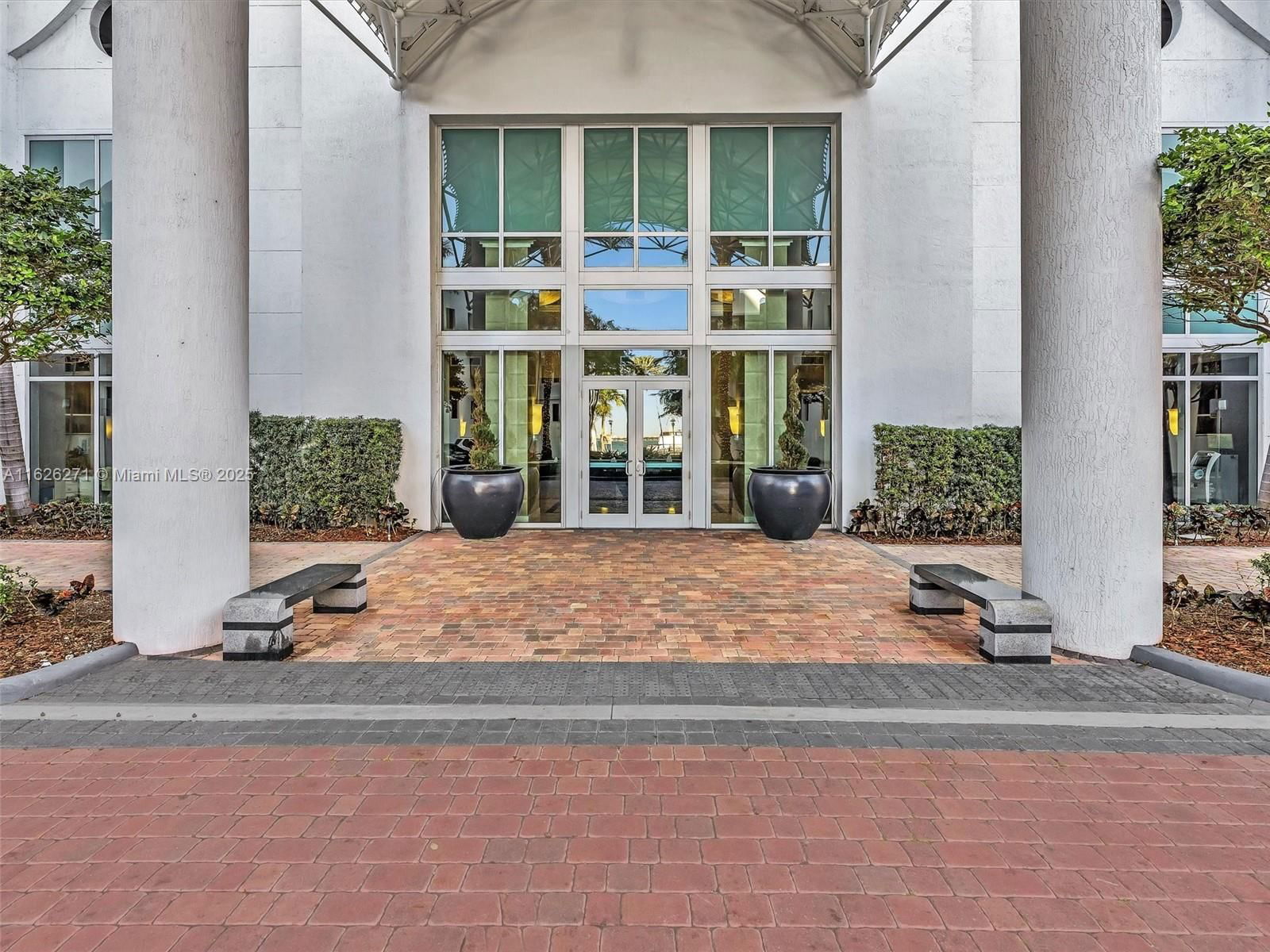 Real estate property located at 7900 Harbor Island Dr #1019, Miami-dade, 360 Condo A, North Bay Village, FL