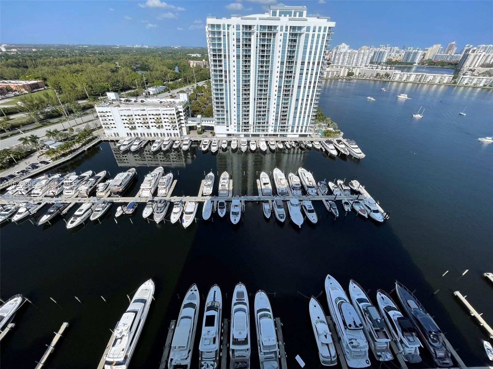 Real estate property located at 17211 Biscayne Blvd BS #77, Miami-Dade County, MARINA PALMS YACHT CLUB MA, North Miami Beach, FL