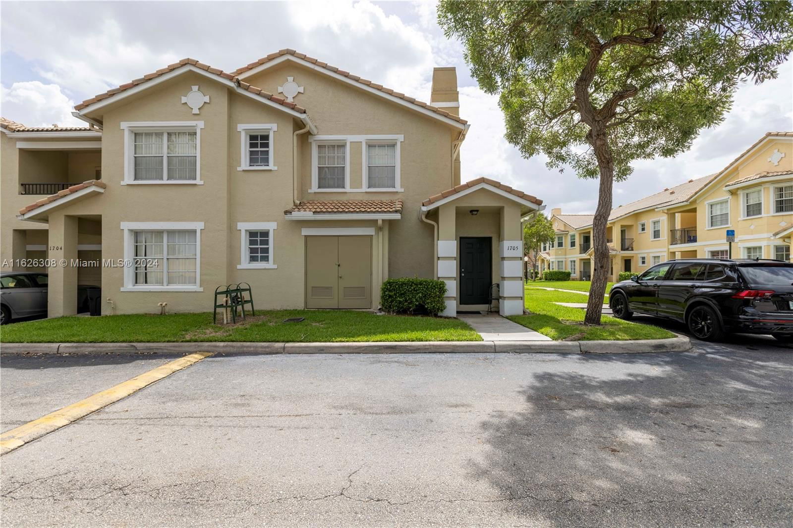 Real estate property located at 1705 Belmont Ln #1705, Broward County, BELMONT, North Lauderdale, FL
