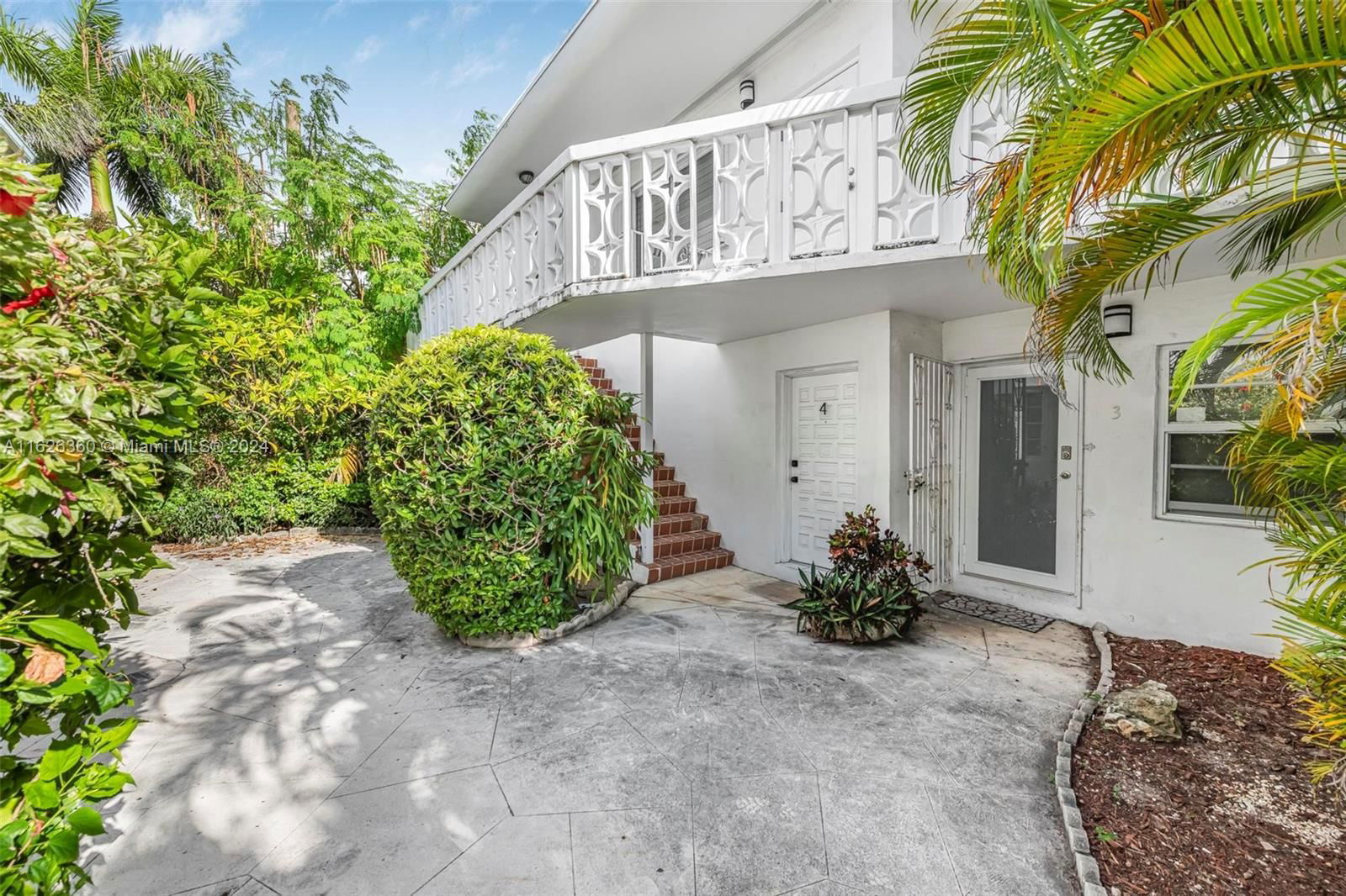 Real estate property located at 2858 Pine Tree Dr #7, Miami-Dade County, PINETREE MANOR CONDO, Miami Beach, FL