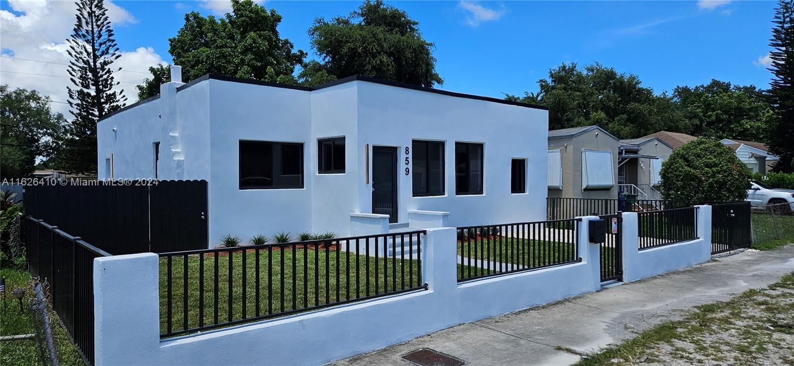 Real estate property located at 859 77th St, Miami-Dade County, STEPHEN MANOR, Miami, FL