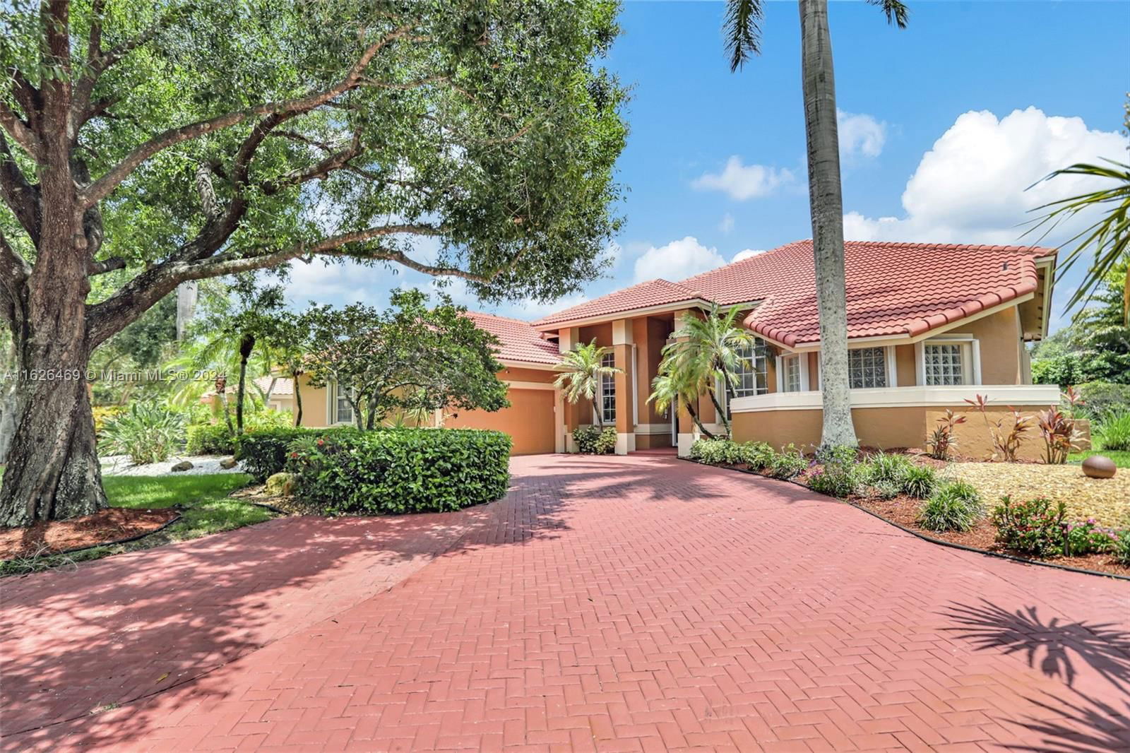 Real estate property located at 1861 Eagle Trace Blvd W, Broward, FAIRWAYS AT EAGLE TRACE, Coral Springs, FL