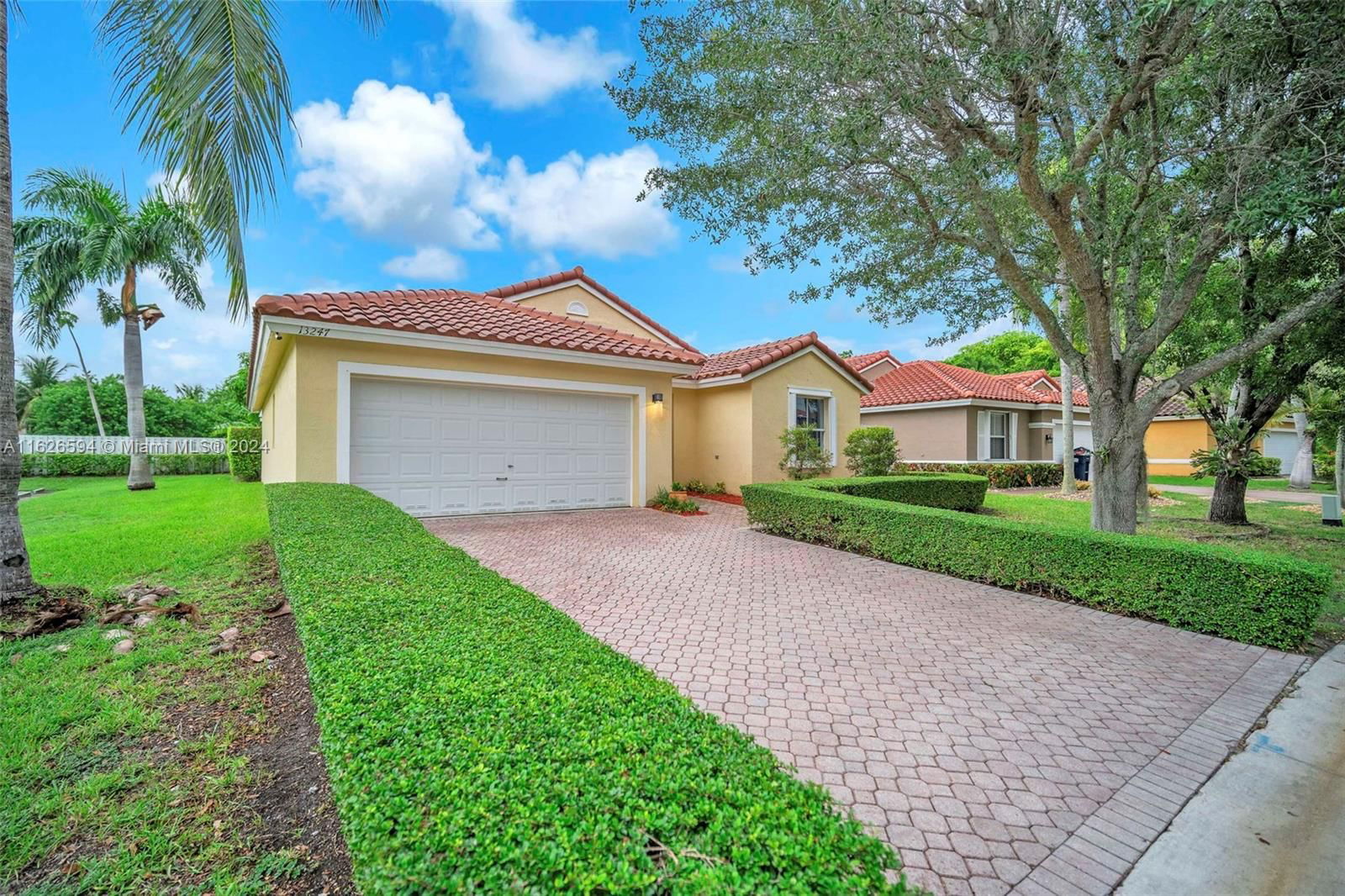 Real estate property located at 13247 144th Ter, Miami-Dade County, THREE LAKES, Miami, FL