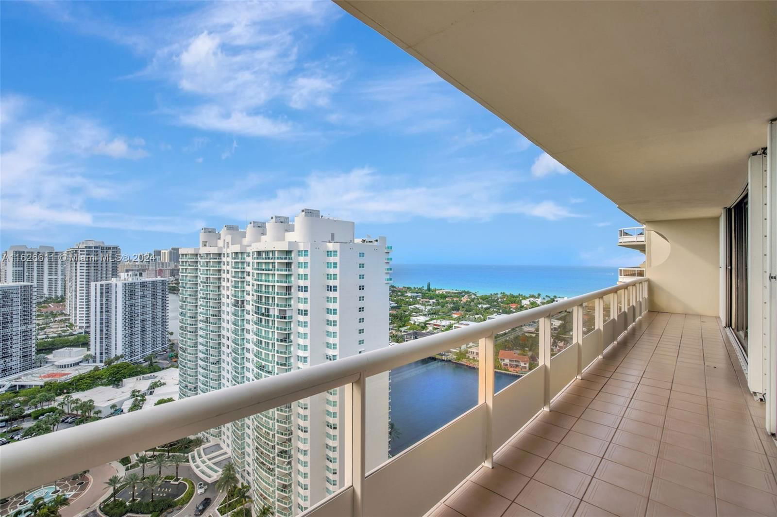 Real estate property located at 20191 Country Club Dr PH2-PH1, Miami-Dade, TERRACES NORTH TURNBERRY, Aventura, FL