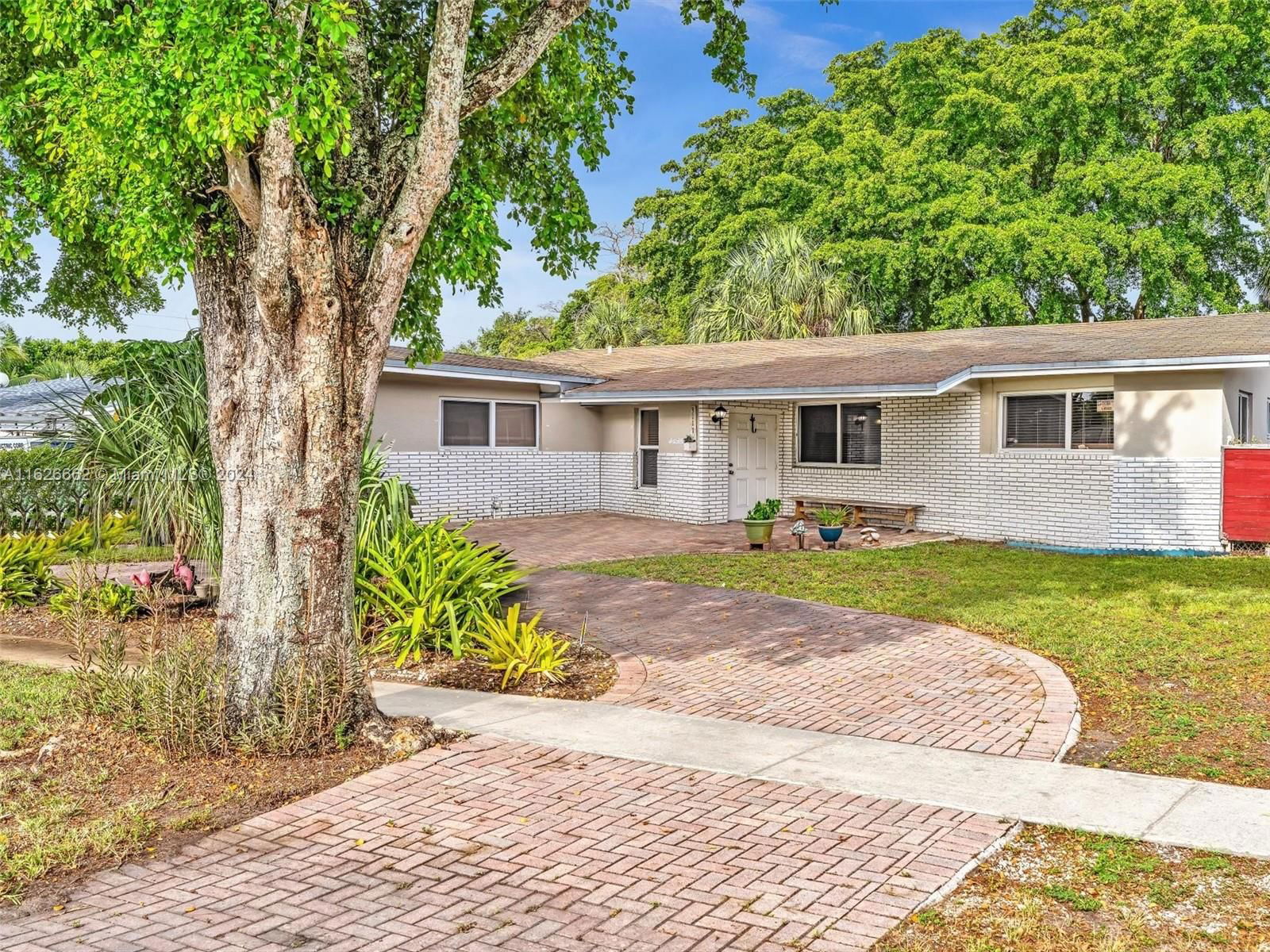 Real estate property located at 3111 78th Ave, Broward, BARRCO ESTATES, Davie, FL