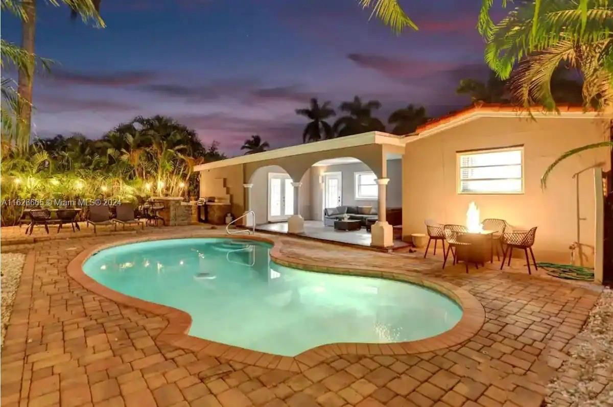 Real estate property located at 914 13th Ave, Broward County, COUNTRY CLUB HOMES, Hollywood, FL