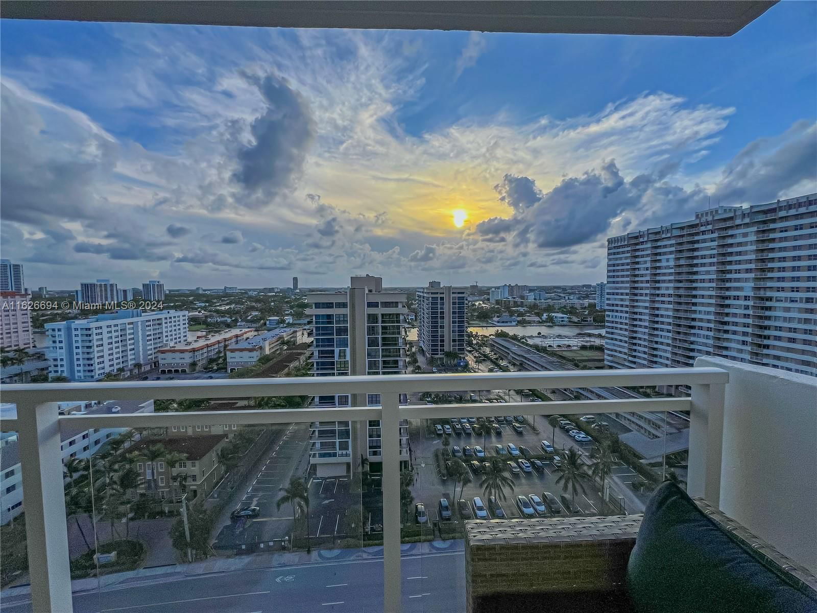 Real estate property located at 2030 Ocean Dr #1606, Broward, Parker Plaza Condo Estate, Hallandale Beach, FL
