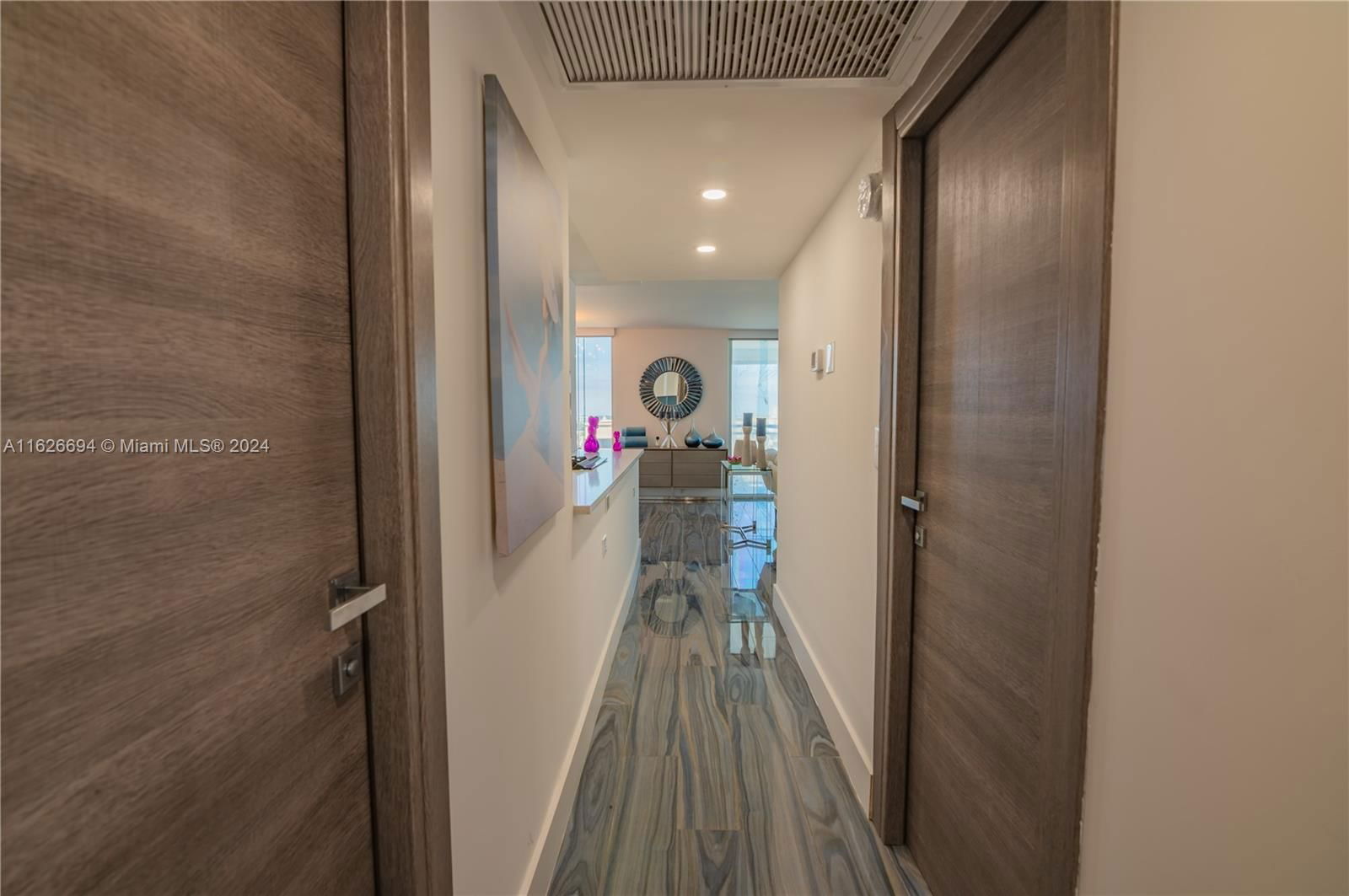 Real estate property located at 2030 Ocean Dr #1606, Broward, Parker Plaza Condo Estate, Hallandale Beach, FL