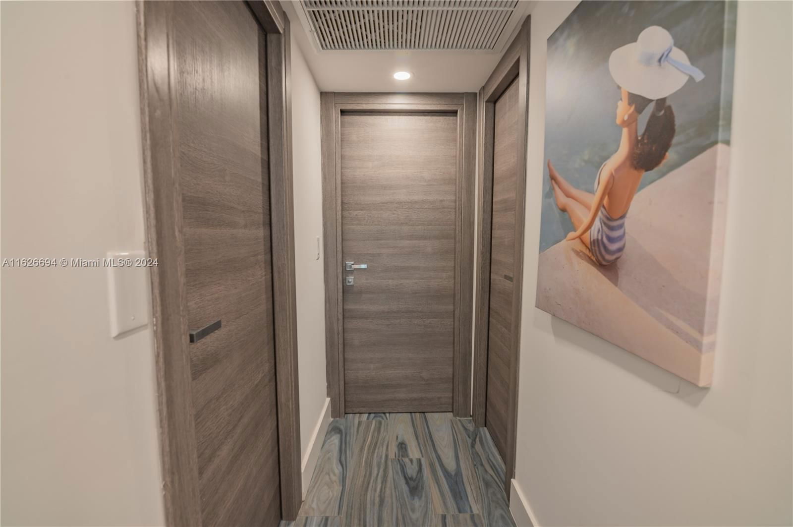 Real estate property located at 2030 Ocean Dr #1606, Broward, Parker Plaza Condo Estate, Hallandale Beach, FL