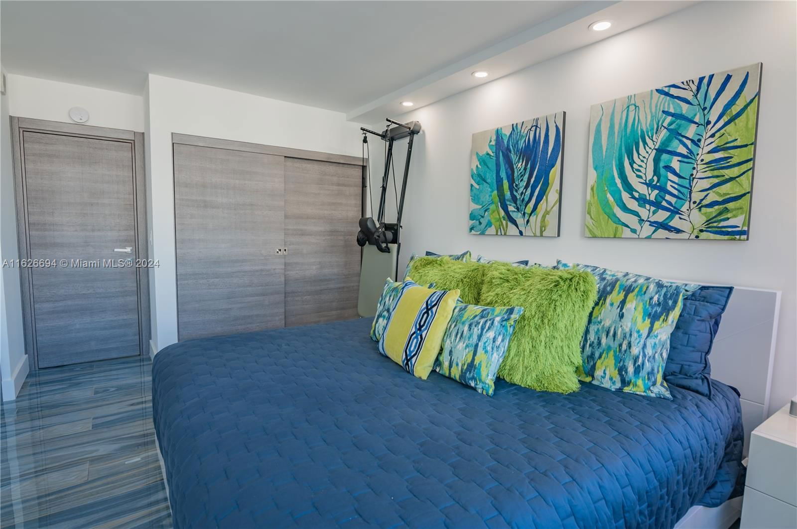 Real estate property located at 2030 Ocean Dr #1606, Broward, Parker Plaza Condo Estate, Hallandale Beach, FL