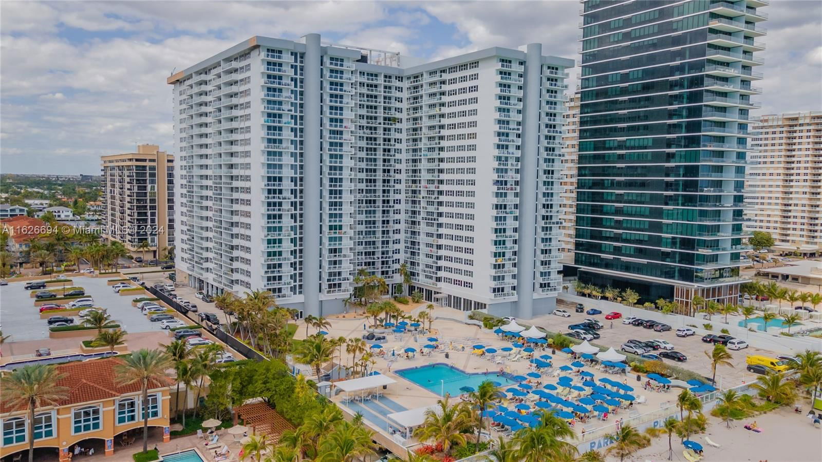 Real estate property located at 2030 Ocean Dr #1606, Broward, Parker Plaza Condo Estate, Hallandale Beach, FL