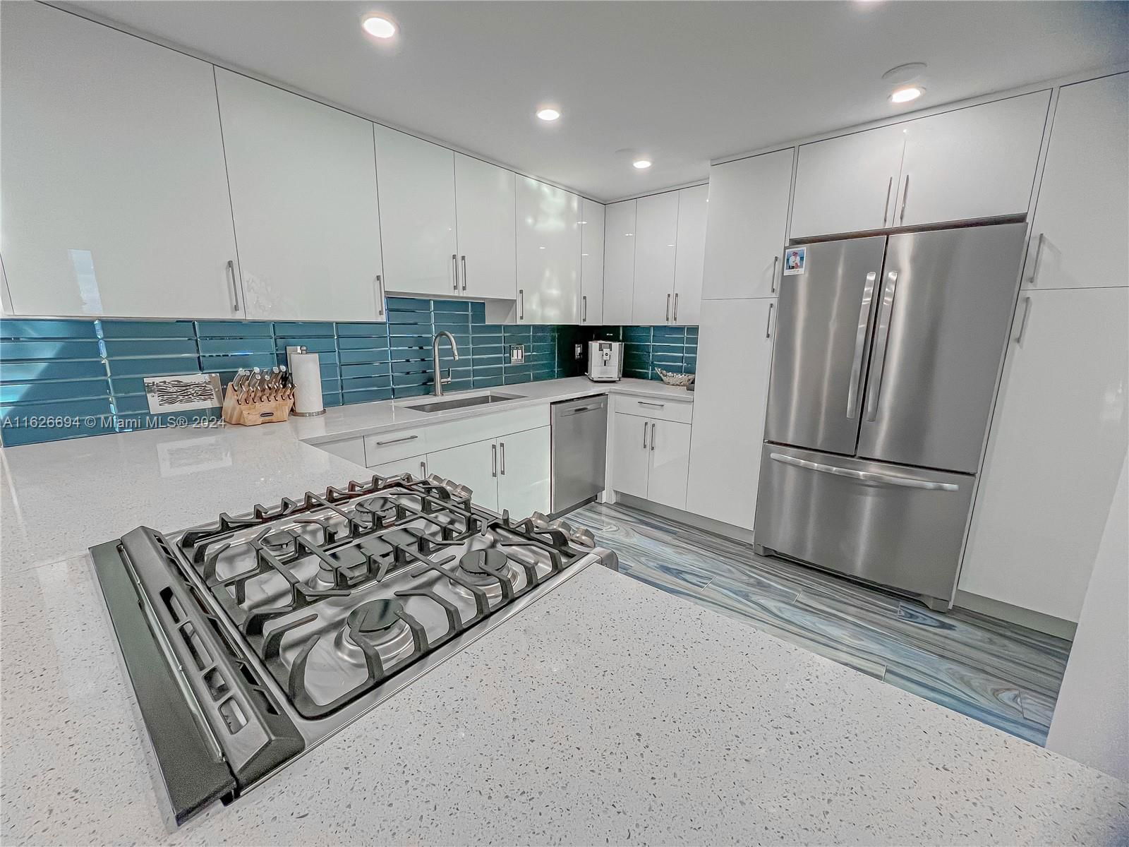 Real estate property located at 2030 Ocean Dr #1606, Broward, Parker Plaza Condo Estate, Hallandale Beach, FL