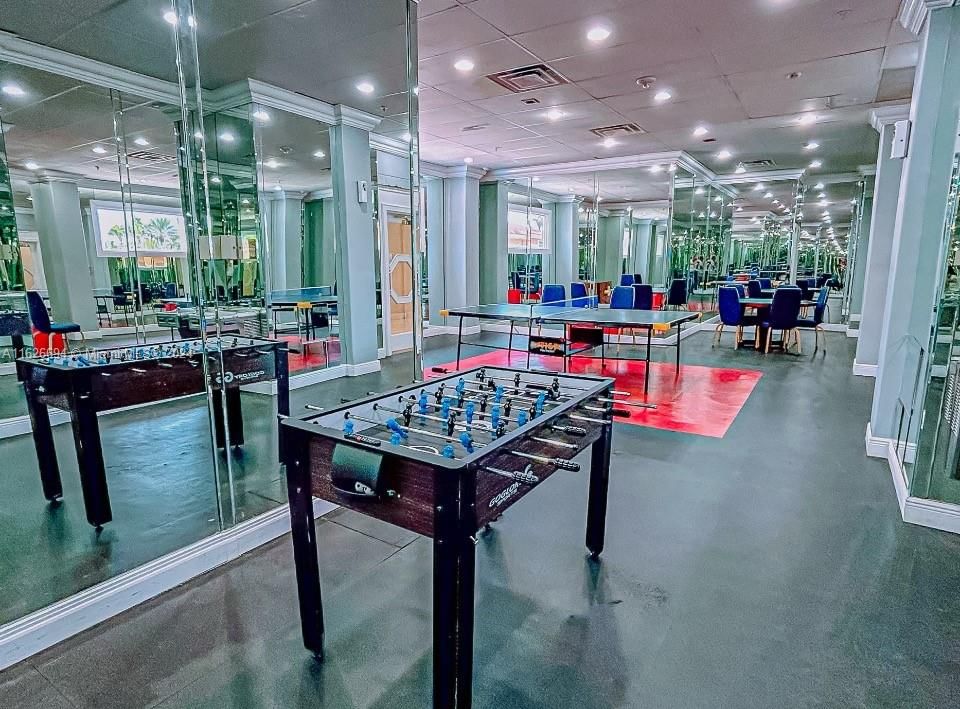 Real estate property located at 2030 Ocean Dr #1606, Broward, Parker Plaza Condo Estate, Hallandale Beach, FL