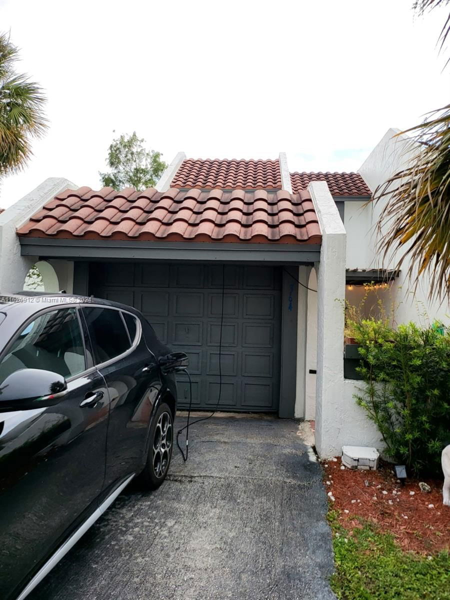Real estate property located at 364 Fern Dr #8-6, Broward County, TOWNHOUSE VILLAGE AT BONA, Weston, FL