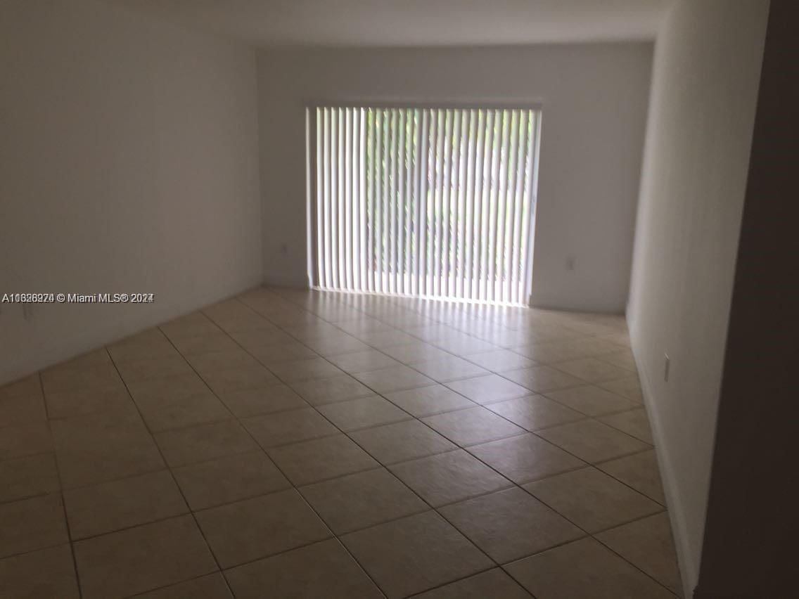 Real estate property located at 7670 82nd St #116, Miami-Dade County, VILLAGE AT DADELAND CONDO, Miami, FL