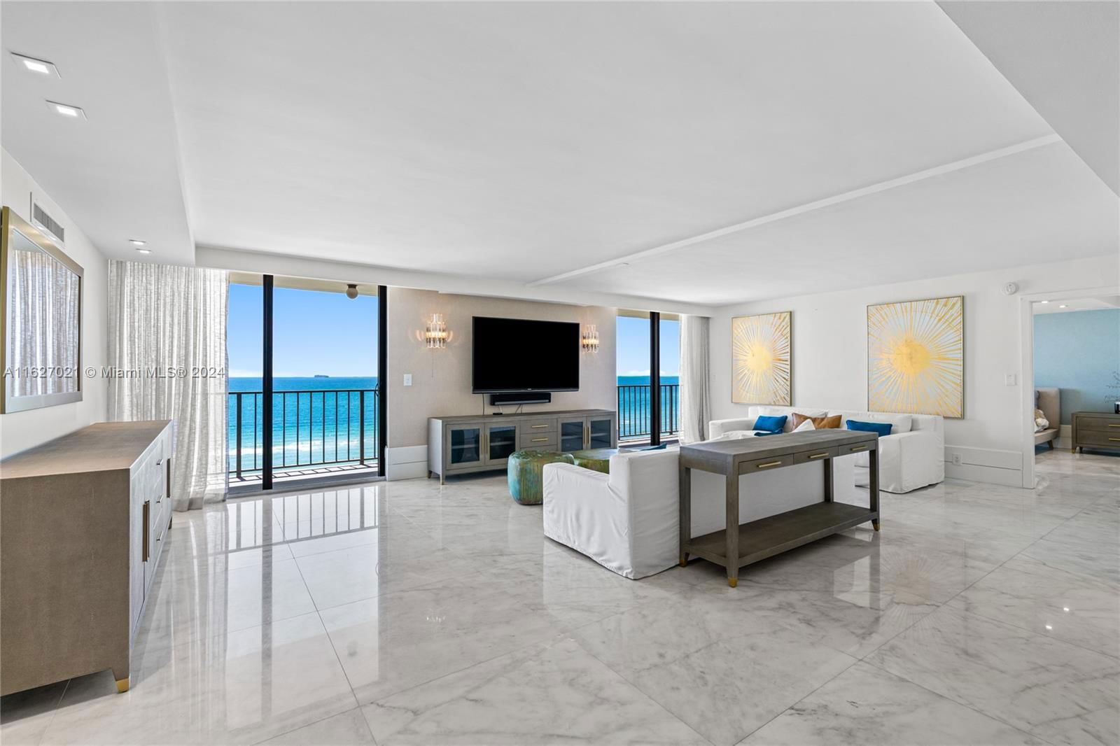 Real estate property located at 2625 Collins Ave #1106, Miami-Dade County, OCEANFRONT PLAZA CONDO, Miami Beach, FL
