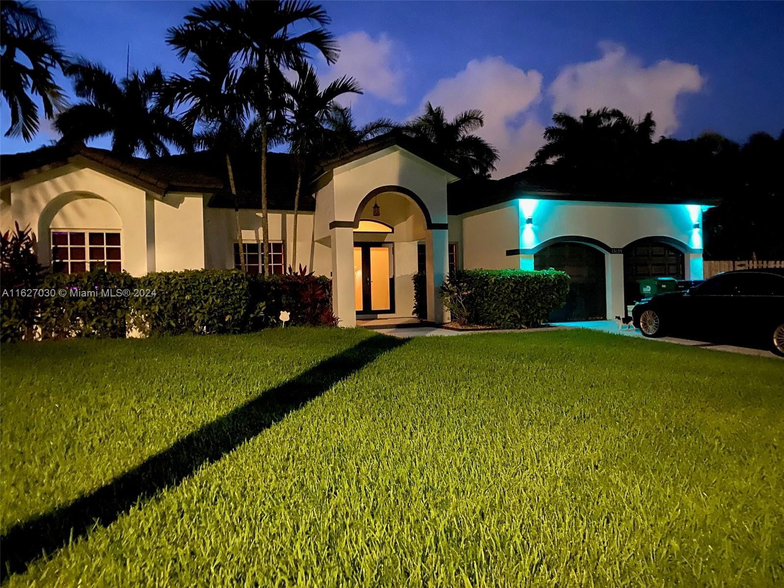 Real estate property located at 13135 218th Ter, Miami-Dade County, ESTATE MANSIONS, Miami, FL