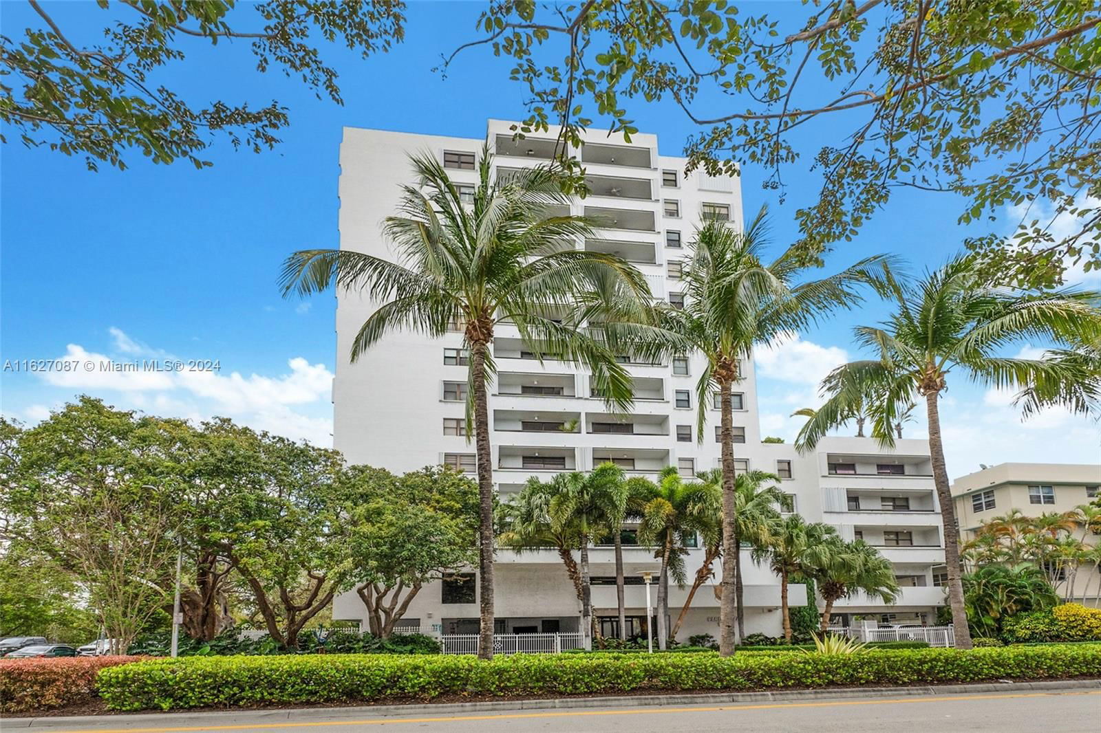 Real estate property located at 1775 Washington Ave #7C, Miami-Dade County, PARC PLAZA CONDO, Miami Beach, FL