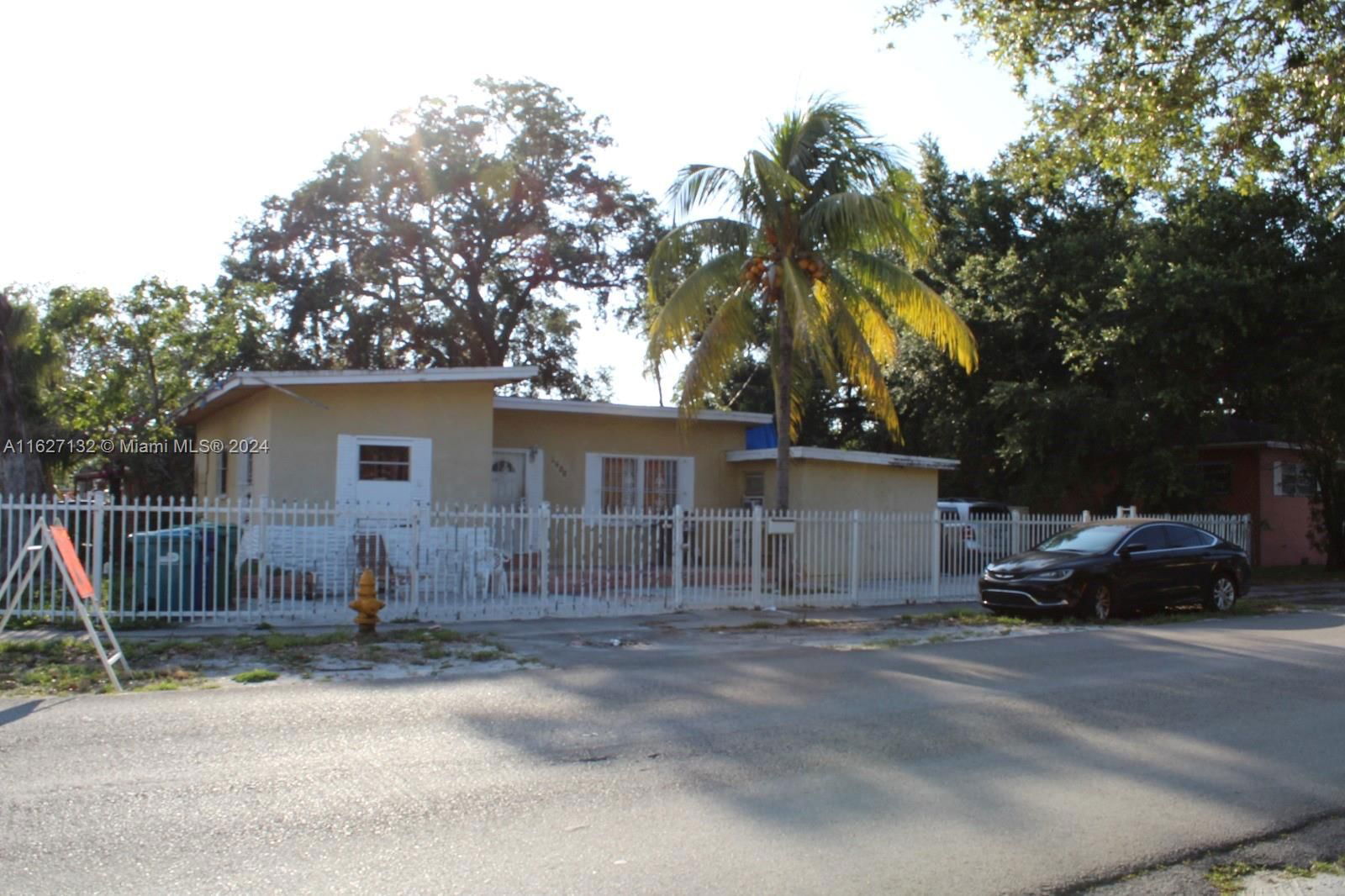 Real estate property located at 8400 21st Ave, Miami-Dade County, EVERGLADES AVE HTS ADDN, Miami, FL