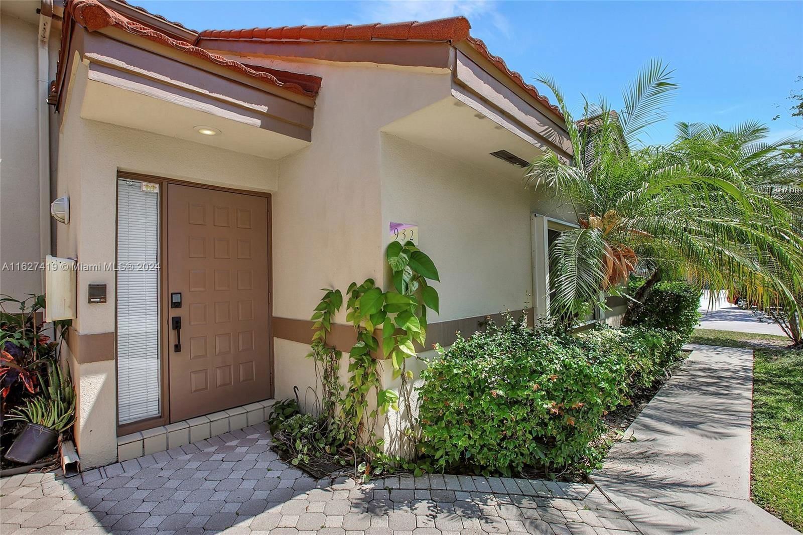 Real estate property located at 932 92nd Ter #932, Broward County, PARC COURT CONDO, Plantation, FL