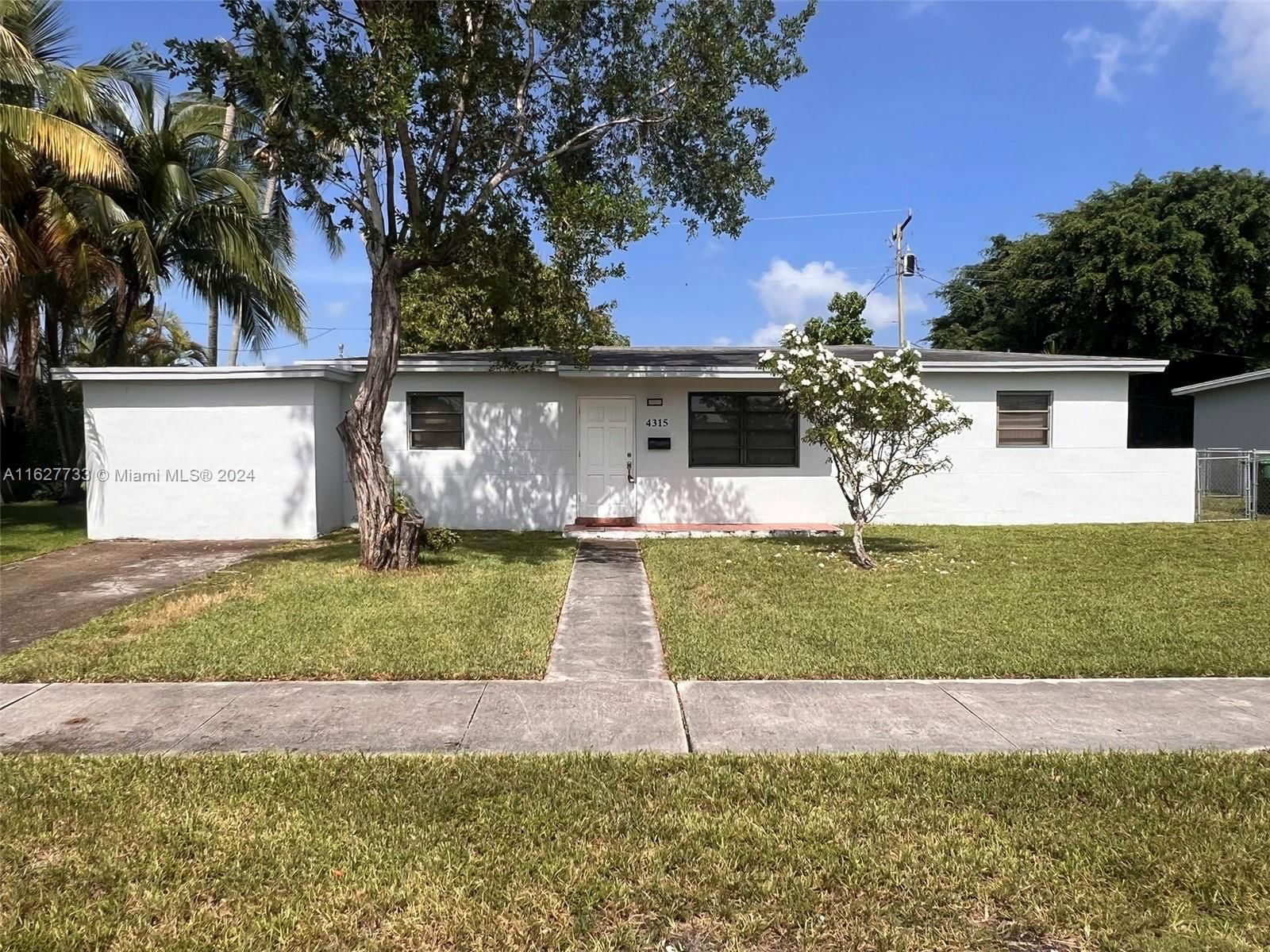 Real estate property located at 4315 98th Ave, Miami-Dade County, FAIRLAWN ESTS 1ST ADDN, Miami, FL