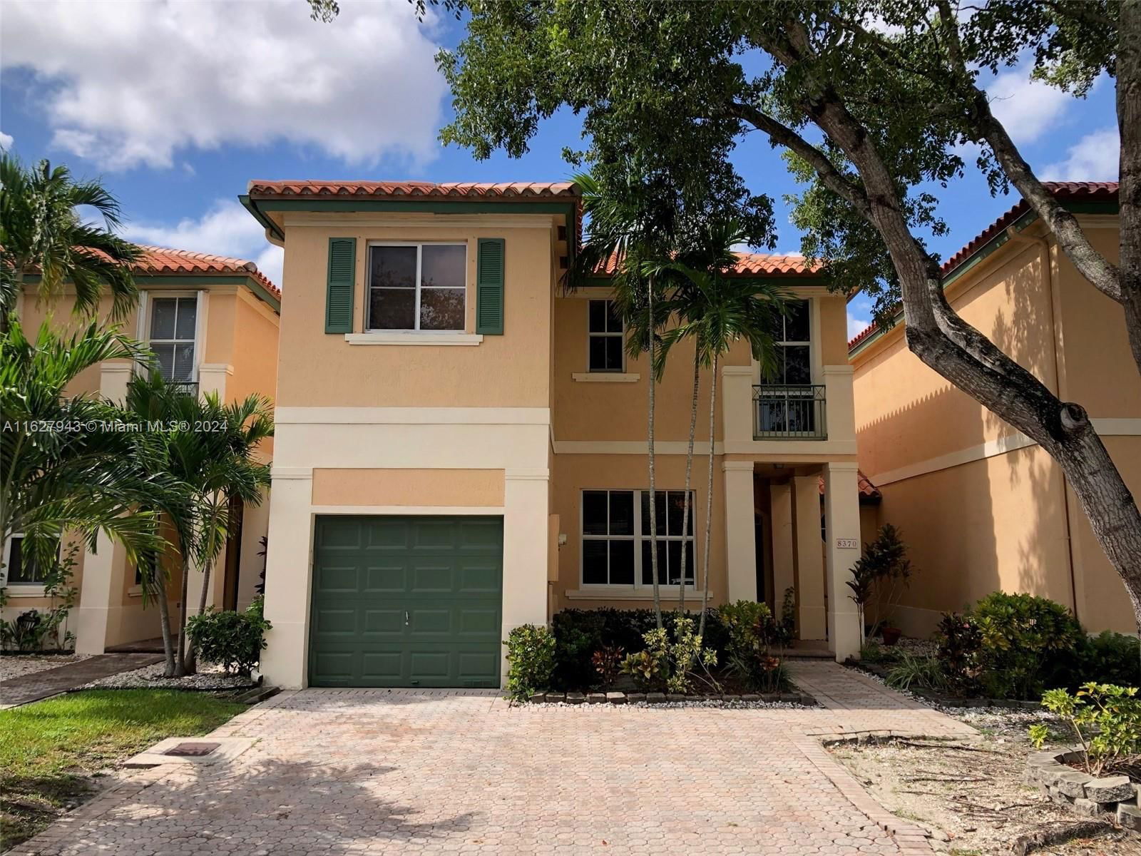 Real estate property located at 8370 144th St, Miami-Dade County, ANCHORAGE AT MIAMI LAKES, Miami Lakes, FL